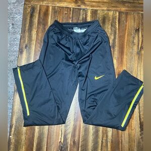 Nike official University of Oregon band team issued Windbreaker pants